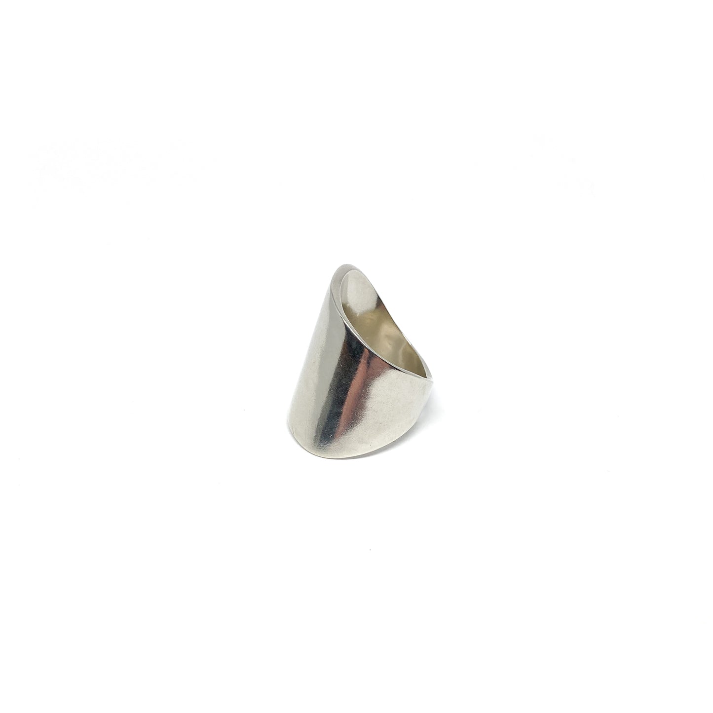 Silver ring, textured.