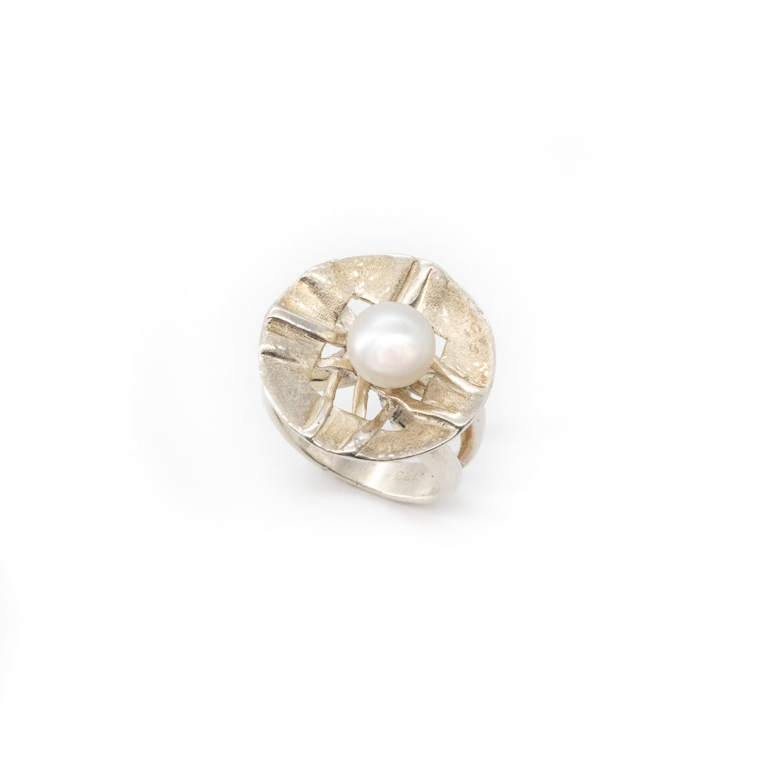 Woven Disc Ring with Pearl