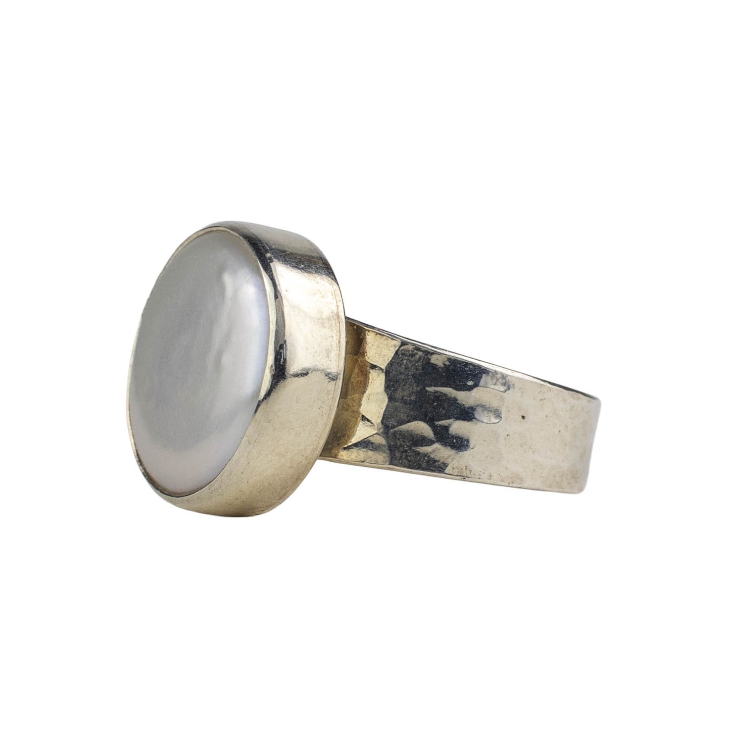 Coin pearl ring