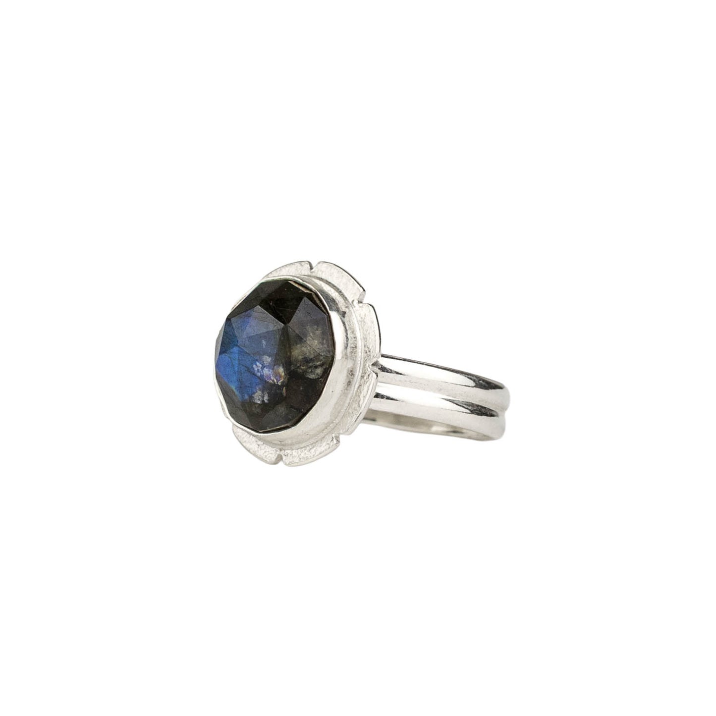 Labradorite ring
