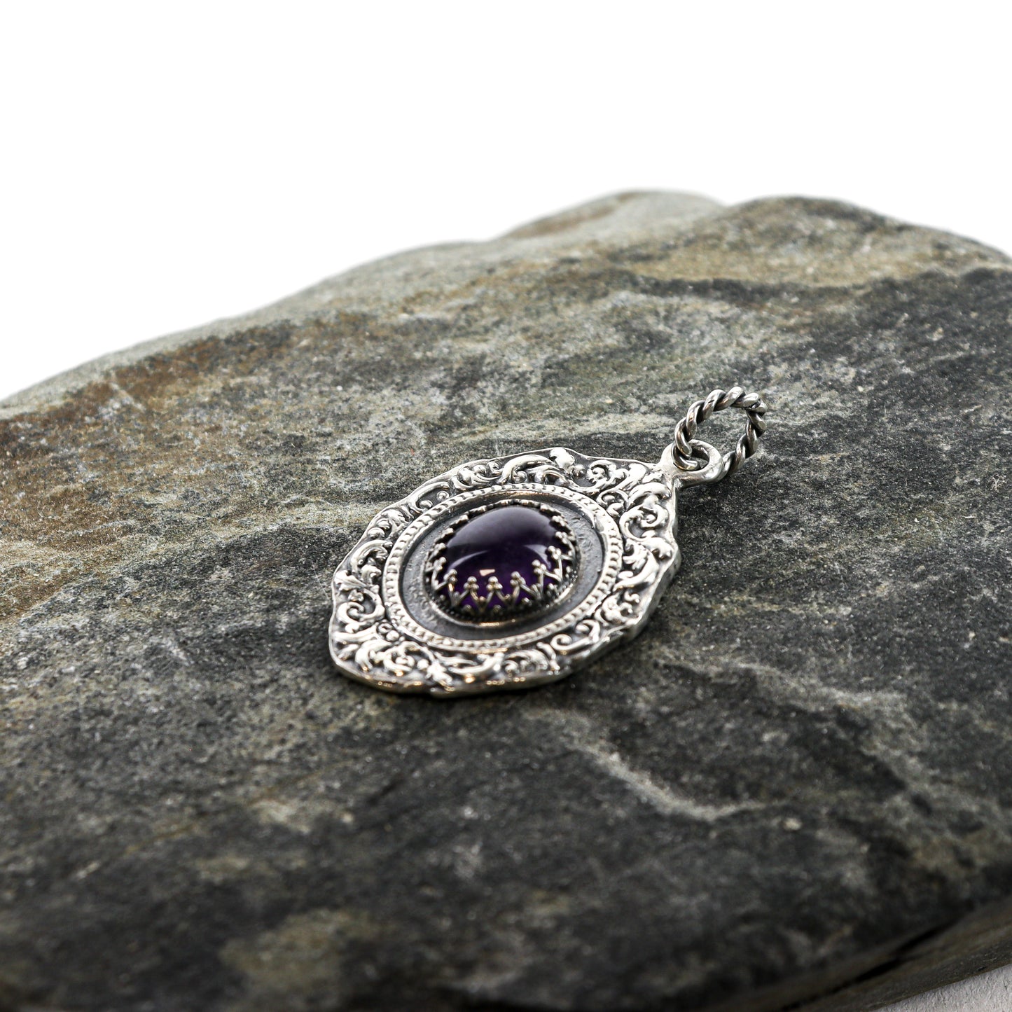 Amethyst Antique Frame Pendant