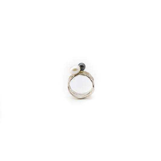 Woven Basket Ring with Two Pearls