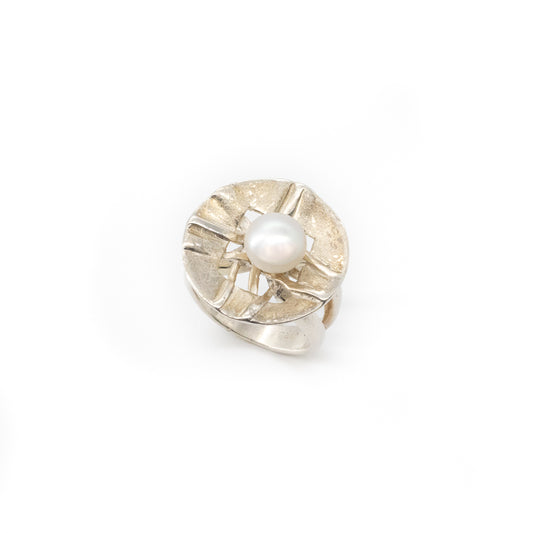 Woven Disc Ring with Pearl