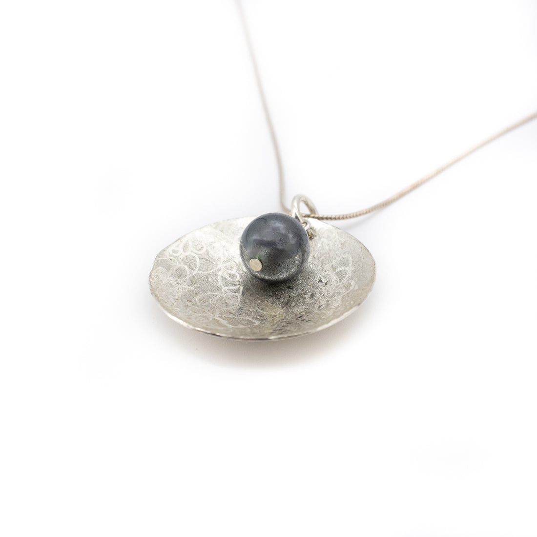 Balance Scribble Disc Necklace