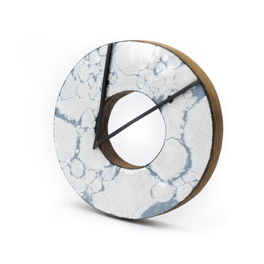 Cracked Brooch (Round Brooch)