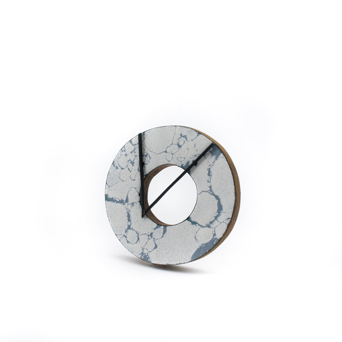 Cracked Brooch (Round Brooch)