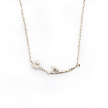 Garry Oak Bud Necklace silver