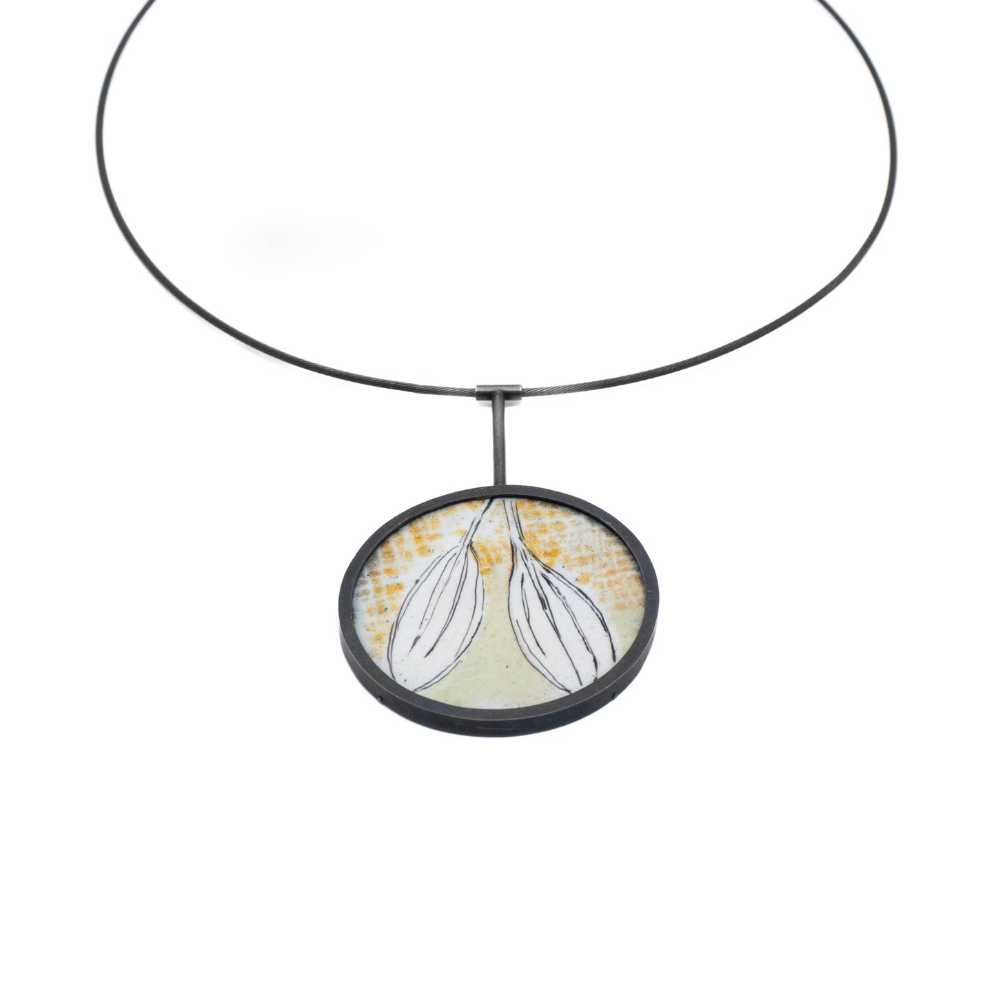 Dual Winter Pods T-Neckpiece