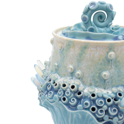 Lidded Pot in Blue with Glass Cystals