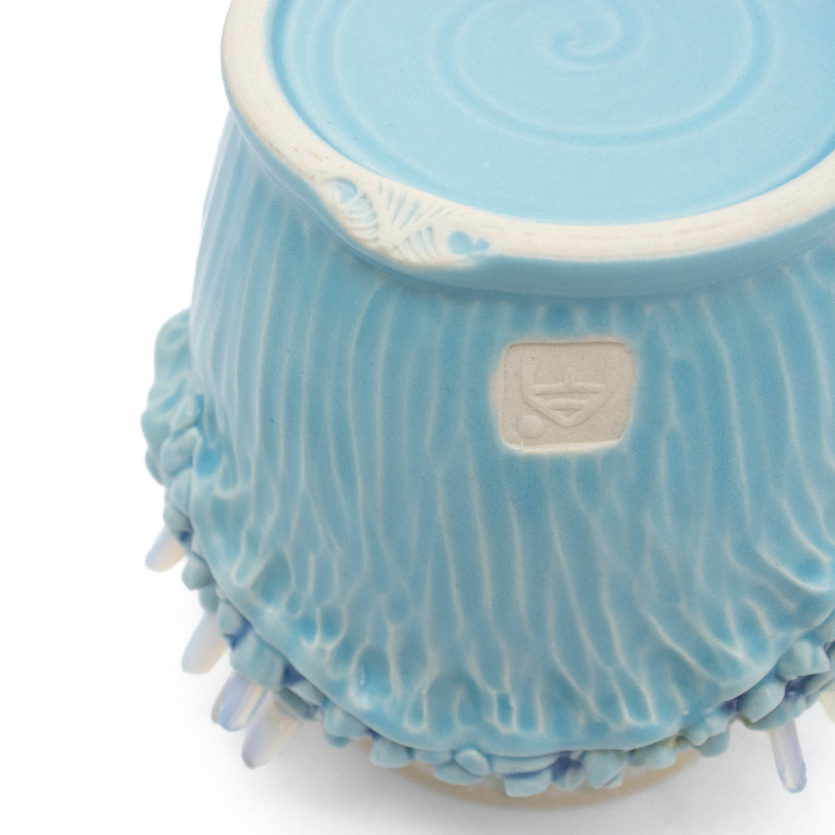 Lidded Pot in Blue with Glass Cystals