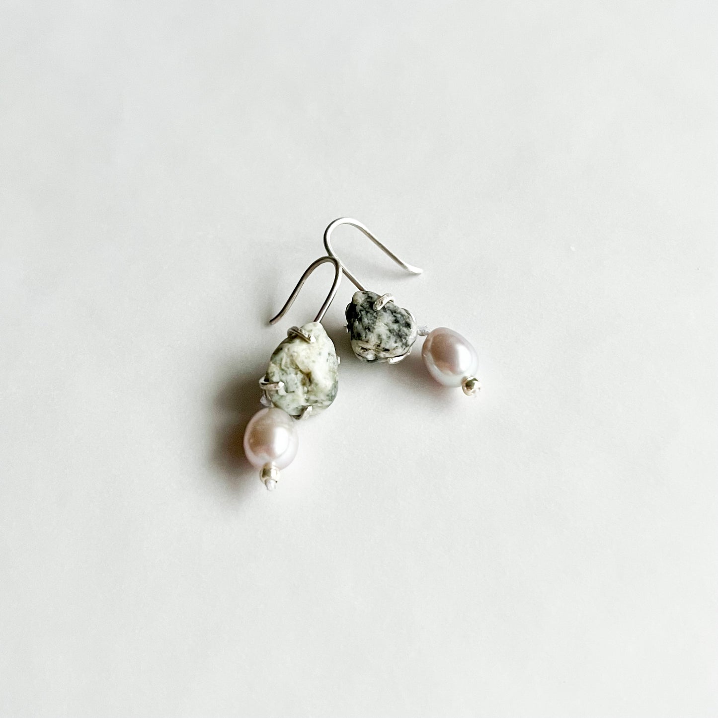 Stone Earrings 03