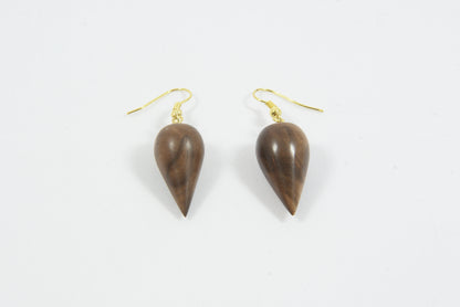Pointed Walnut Droplet