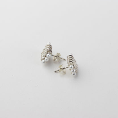 Woven Studs