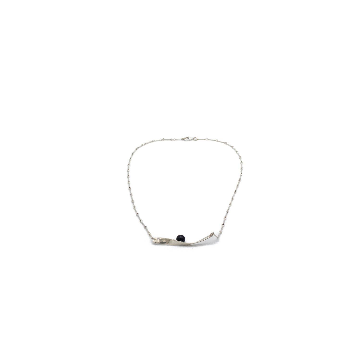 Poise + Pearl Necklace