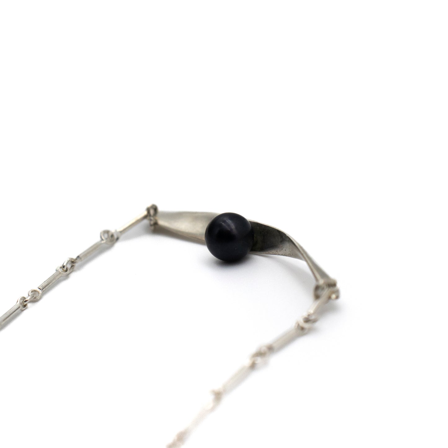 Poise + Pearl Necklace