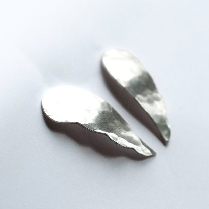 Wing Studs