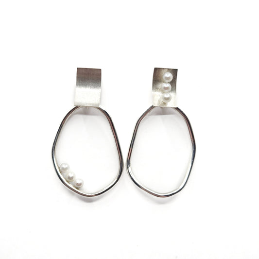 Asymmetrical Pearl Drop Earrings